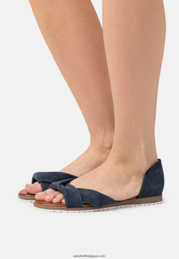 femmes sandales en cuir bleu foncé Anna FieldNHH26B1340