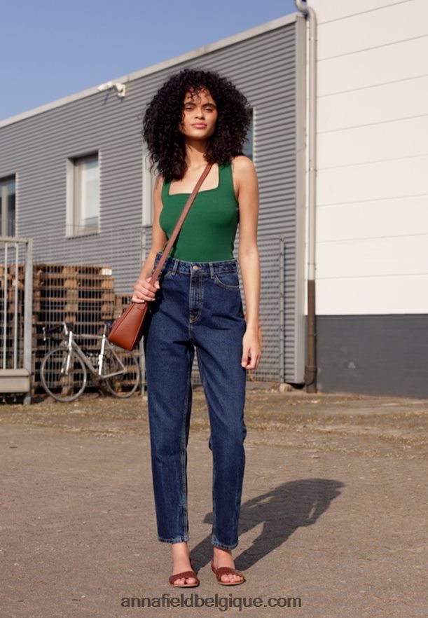 femmes sandales en cuir cognac Anna FieldNHH26B1389