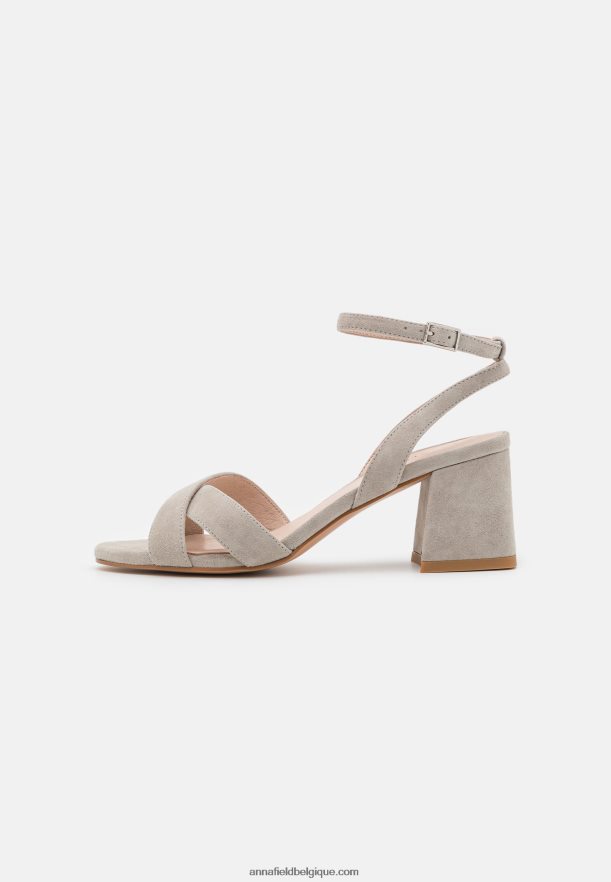 femmes sandales en cuir gris Anna FieldNHH26B1393