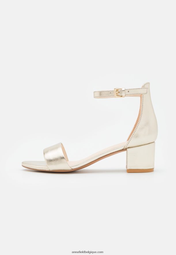 femmes sandales en cuir or Anna FieldNHH26B1301