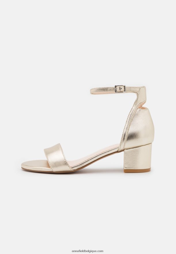 femmes sandales en cuir or Anna FieldNHH26B1318