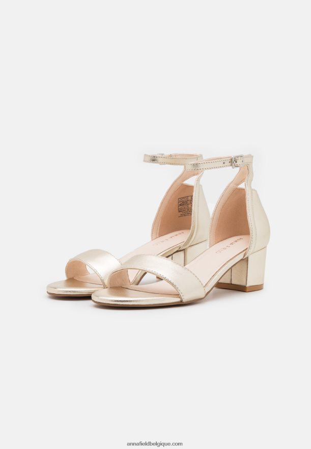 femmes sandales en cuir or Anna FieldNHH26B1318