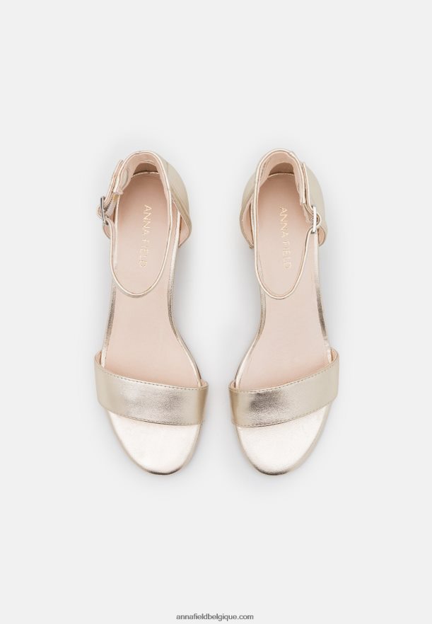 femmes sandales en cuir or Anna FieldNHH26B1318
