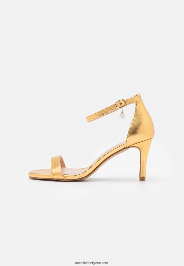 femmes sandales en cuir or Anna FieldNHH26B1409