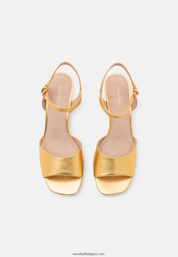 femmes sandales en cuir or Anna FieldNHH26B1423