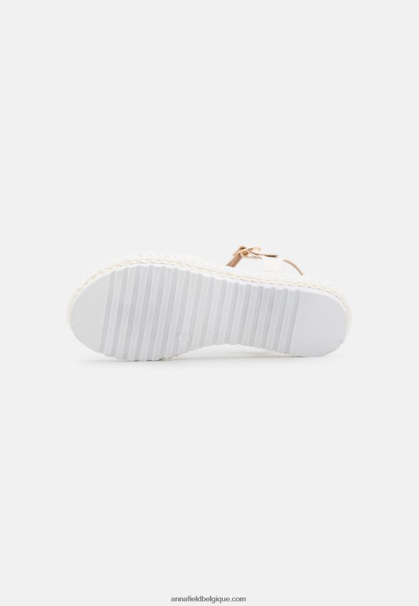 femmes sandales à plateforme blanches Anna FieldNHH26B1551