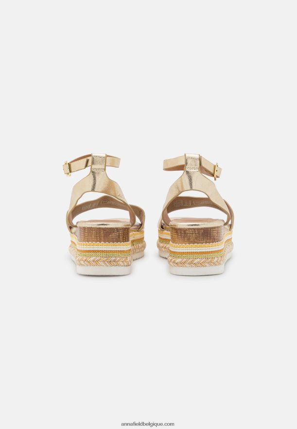femmes sandales à plateforme dorées Anna FieldNHH26B1464