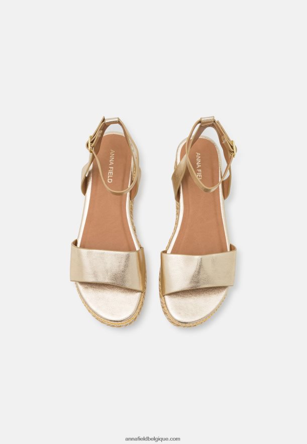 femmes sandales à plateforme dorées Anna FieldNHH26B1464
