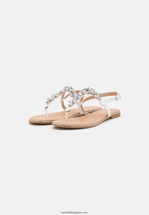 femmes sandales t-bar blanc Anna FieldNHH26B1528