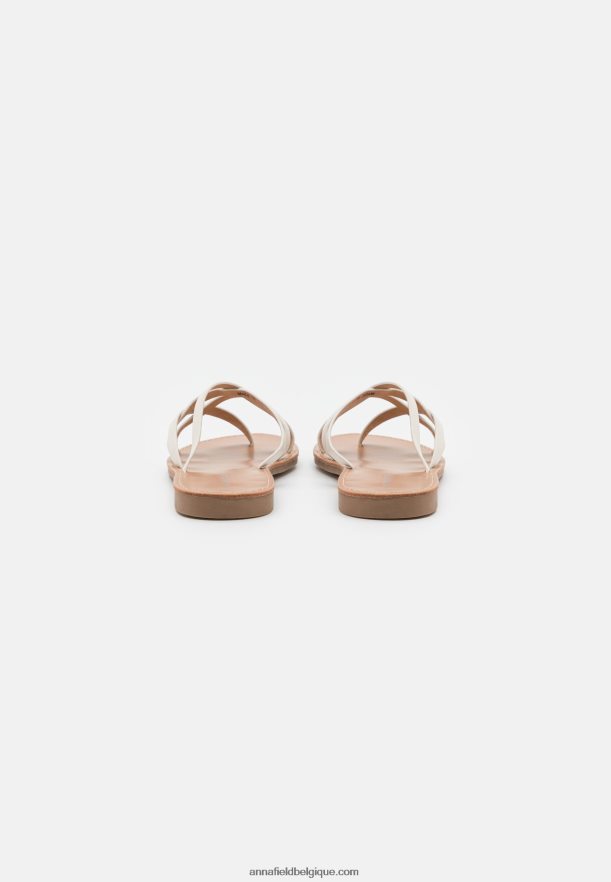 femmes sandales t-bar blanc Anna FieldNHH26B1544