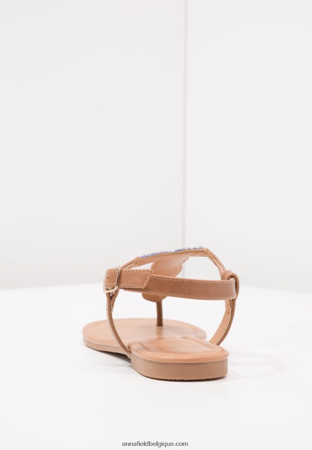 femmes sandales t-bar marron Anna FieldNHH26B1519