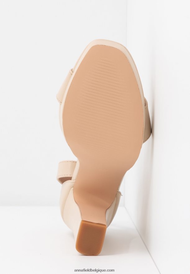 femmes sandales à talons blanc cassé Anna FieldNHH26B1557