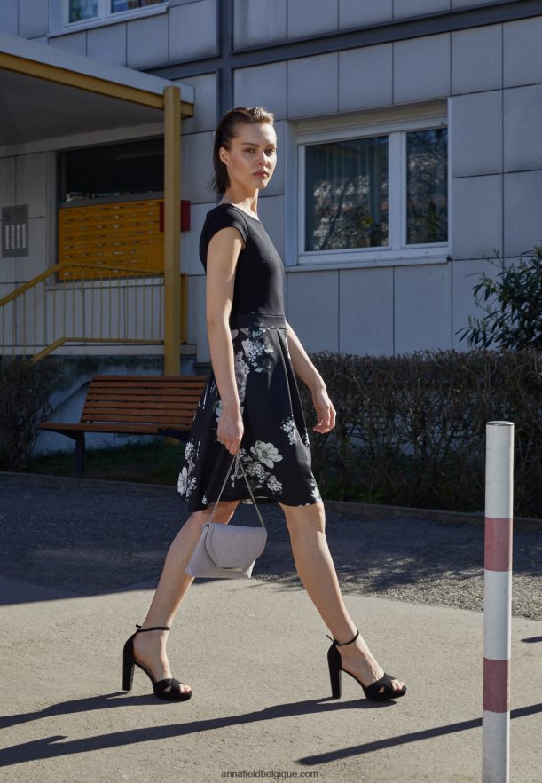 femmes sandales à talons hauts noires Anna FieldNHH26B1570