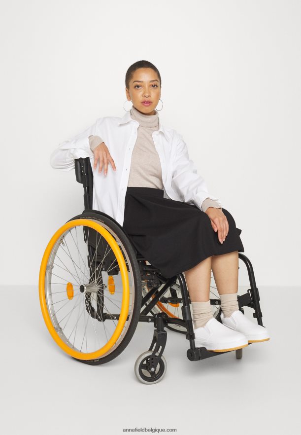 femmes jupe plissée noire Anna FieldNHH26B779