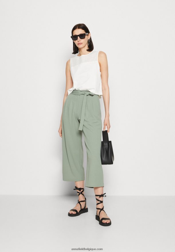 femmes pantalon vert Anna FieldNHH26B633