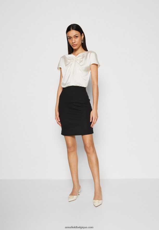 femmes robe droite blanc cassé/noir Anna FieldNHH26B195