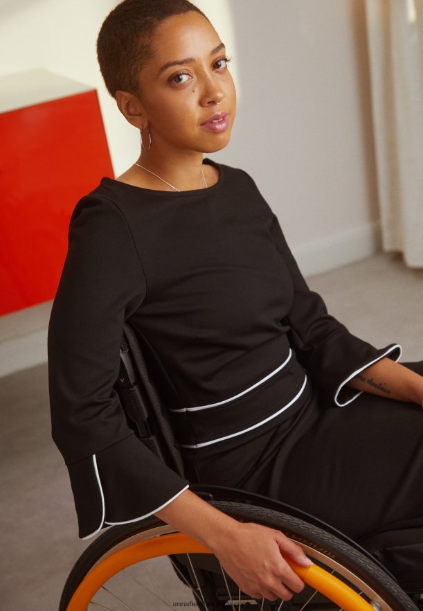 femmes robe droite noire Anna FieldNHH26B218