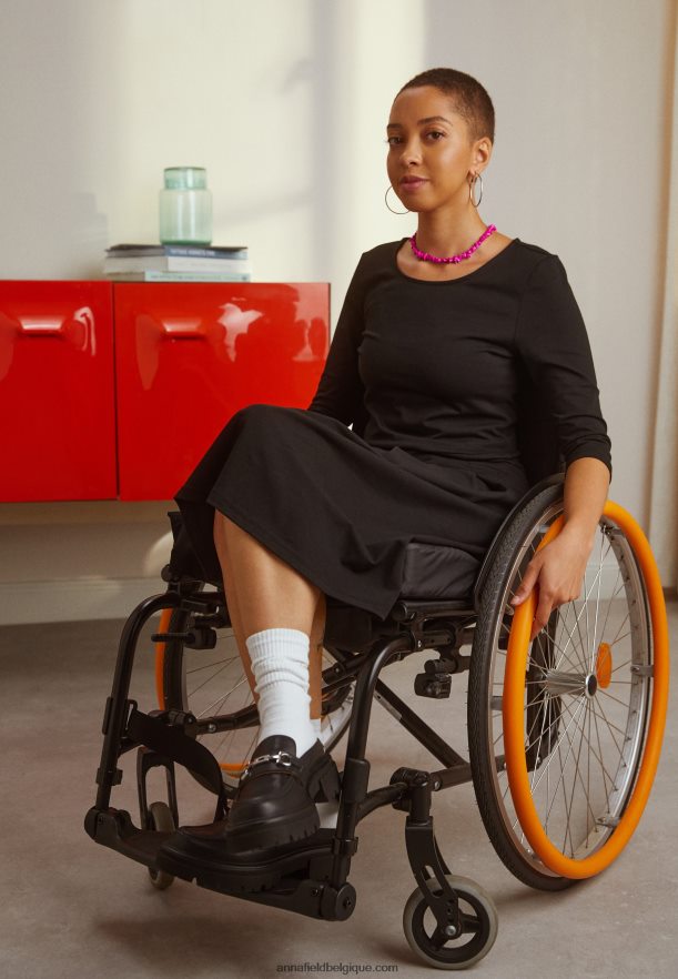 femmes robe en jersey noir Anna FieldNHH26B181