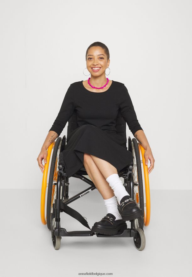 femmes robe en jersey noir Anna FieldNHH26B181