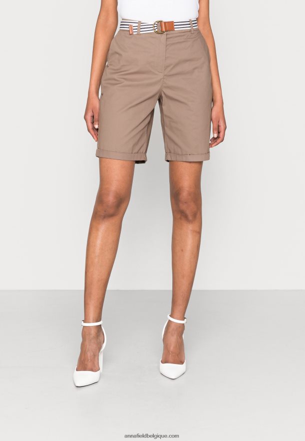 femmes short taupe Anna FieldNHH26B859