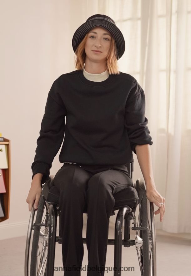 femmes sweat noir Anna FieldNHH26B765