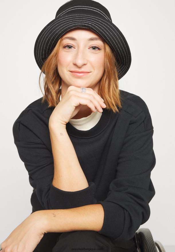 femmes sweat noir Anna FieldNHH26B765