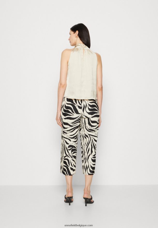 femmes haut blanc cassé Anna FieldNHH26B408