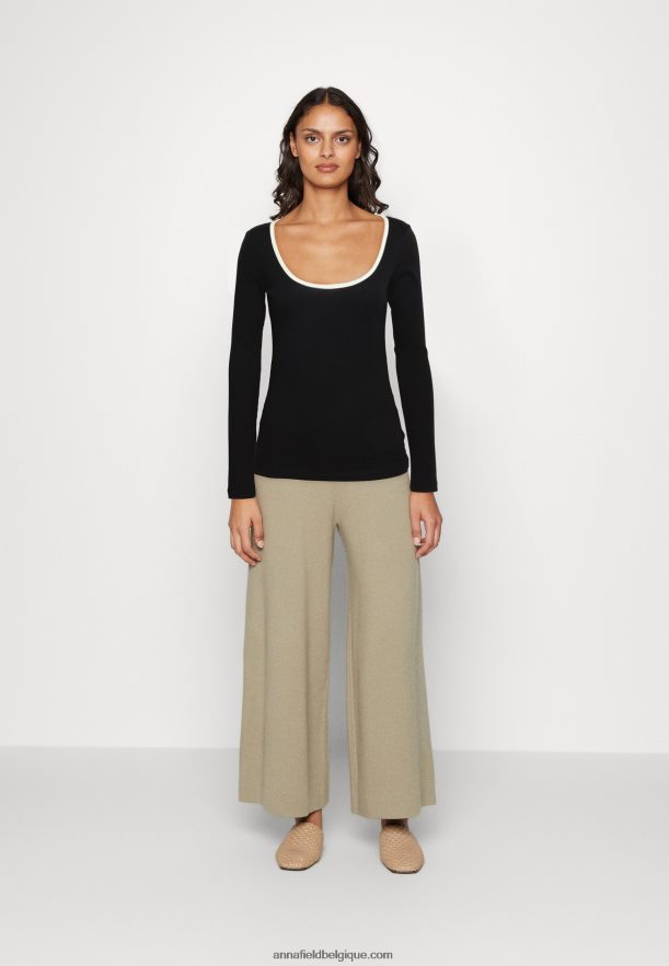 femmes haut à manches longues noir Anna FieldNHH26B520