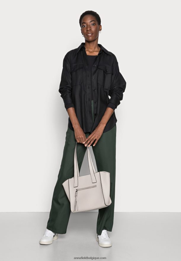 femmes haut à manches longues noir Anna FieldNHH26B526