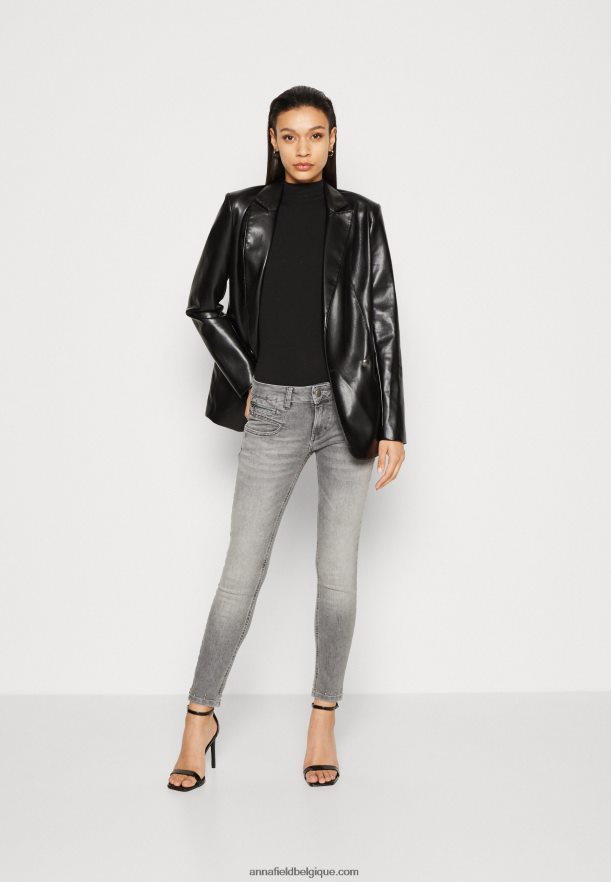 femmes haut noir Anna FieldNHH26B466