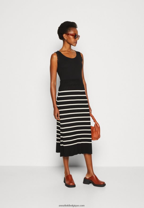 femmes haut noir Anna FieldNHH26B496