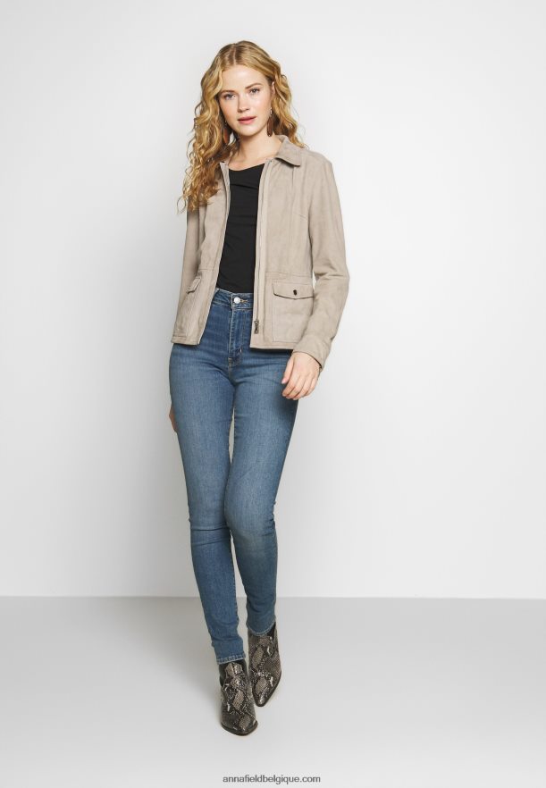 femmes t-shirt basique noir Anna FieldNHH26B245