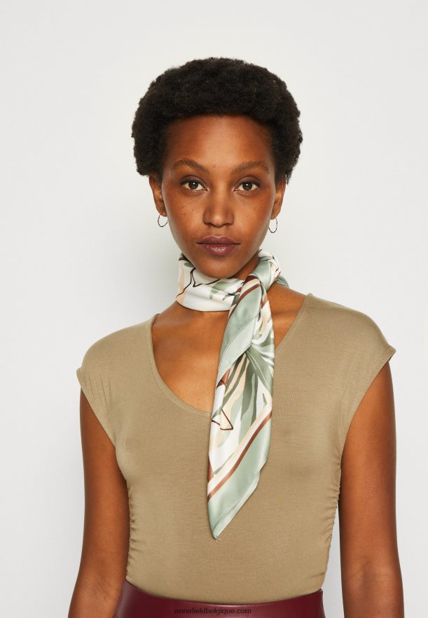 femmes t-shirt imprimé beige Anna FieldNHH26B309