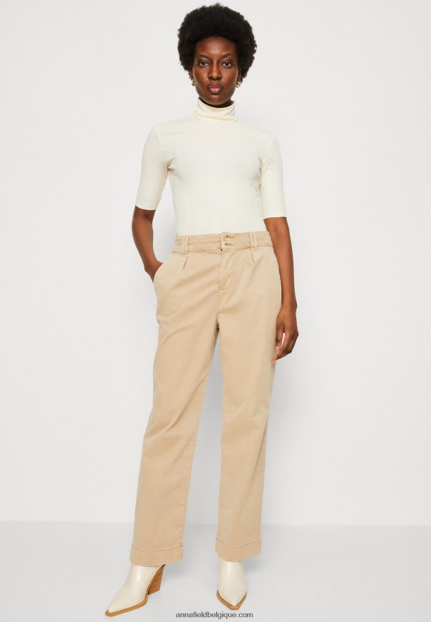 femmes t-shirt imprimé blanc cassé Anna FieldNHH26B270