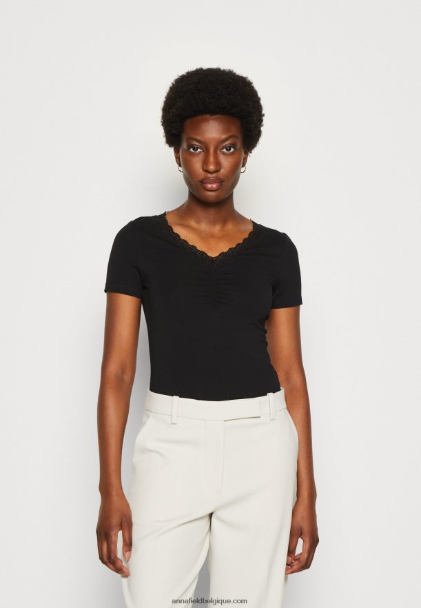 femmes t-shirt imprimé noir Anna FieldNHH26B353