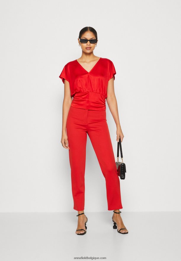 femmes t-shirt imprimé rouge Anna FieldNHH26B303